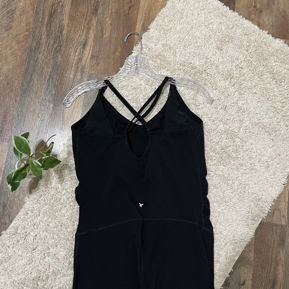 Old Navy Active Size Large Black Powerchill Go-Dry Cropped Jumpsuit - Picture 6 of 10